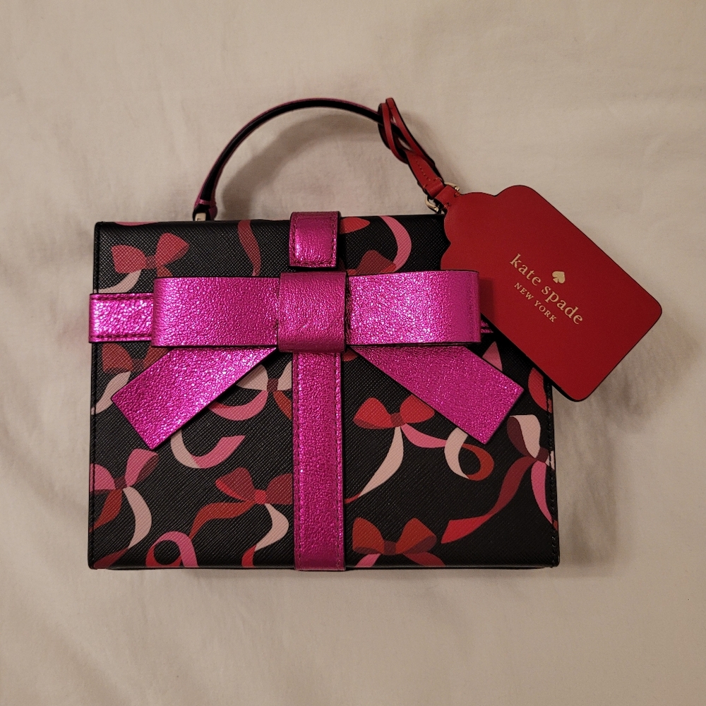 Kate Spade Wrapping Party Gift Box Crossbody